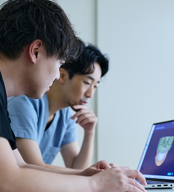iTero・フェイススキャナーによるデジタル診断